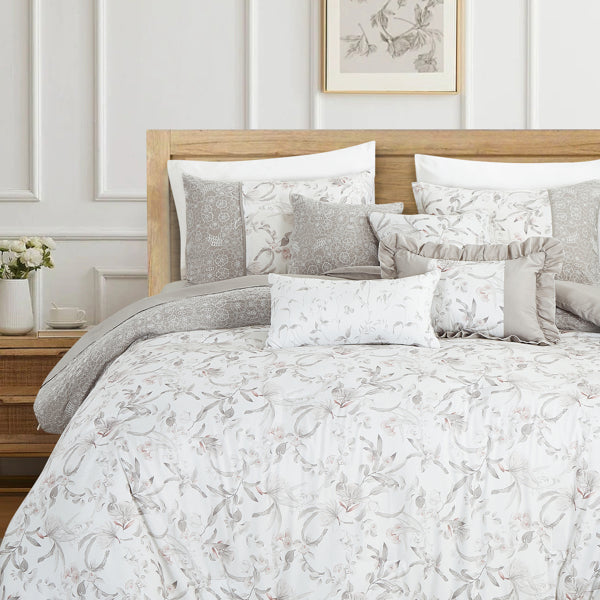 7 PCS Botanical Leaves Printed Comforter Set Embroidered Bed in a Bag Queen