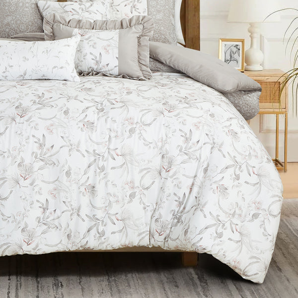 7 PCS Botanical Leaves Printed Comforter Set Embroidered Bed in a Bag King